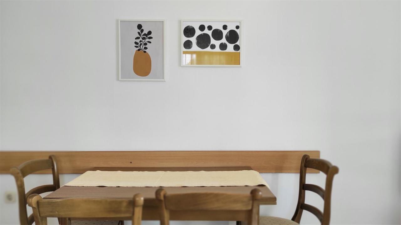 Apartments Ljilja Sea View Slatine Extérieur photo