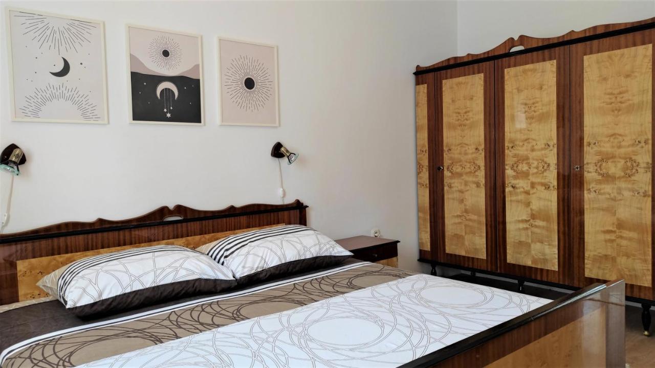 Apartments Ljilja Sea View Slatine Extérieur photo